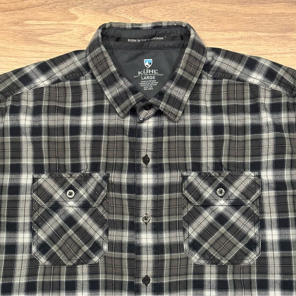 Kuhl Dillingr Button Down Shirt in Gray/Black Plaid Size Large - Picture 2 of 11